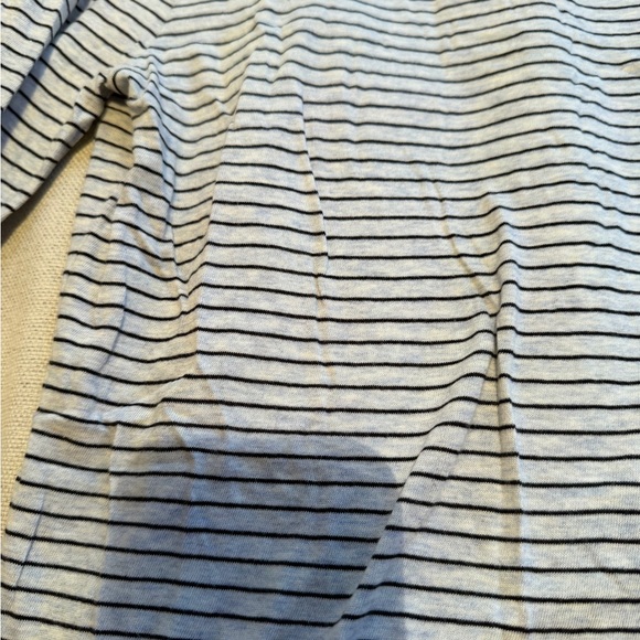 Vince Navy and White Striped Tee - Picture 3 of 3